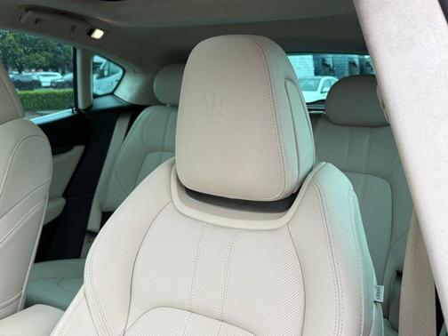 2022 Maserati Levante Modena