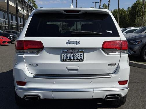 2020 Jeep Grand Cherokee Summit