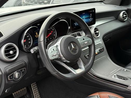2020 Mercedes-Benz GLC 300 Base