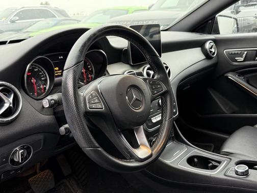 2018 Mercedes-Benz CLA 250 Base