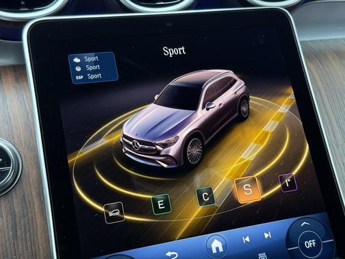 2026 Mercedes-Benz GLC 300 4MATIC