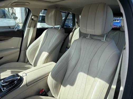 2017 Mercedes-Benz E-Class 4MATIC