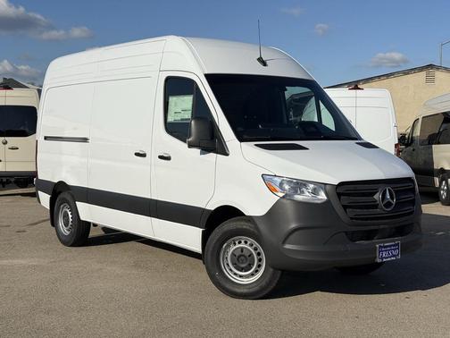 2026 Mercedes-Benz Sprinter 2500 Standard Roof
