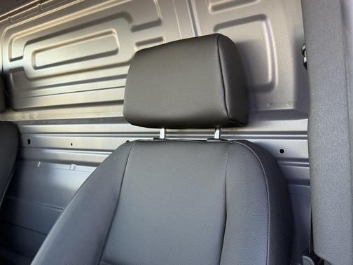 2026 Mercedes-Benz Sprinter 2500 Standard Roof