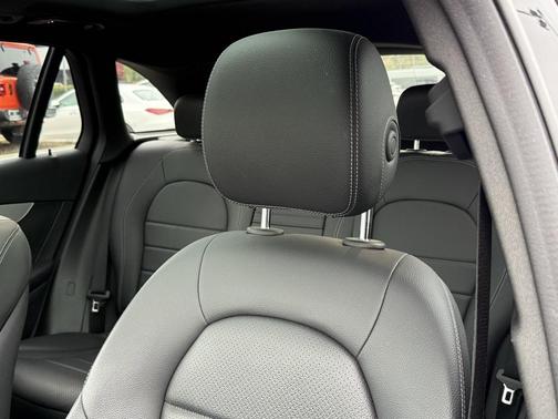 2022 Mercedes-Benz GLC 300 Base