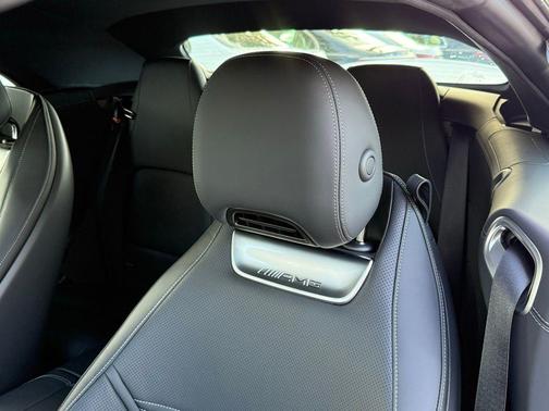 2026 Mercedes-Benz AMG SL 43 Base