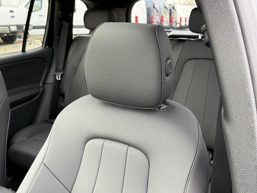 2026 Mercedes-Benz GLB 250 4MATIC