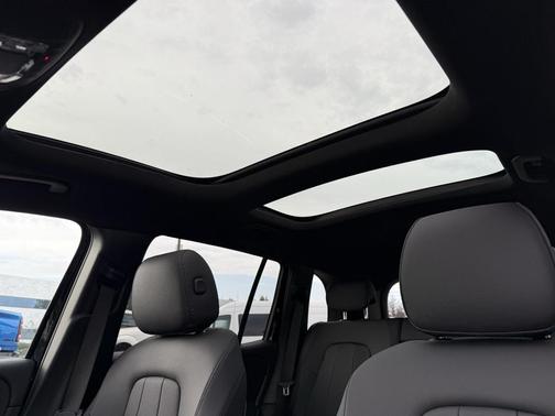 2026 Mercedes-Benz GLB 250 4MATIC