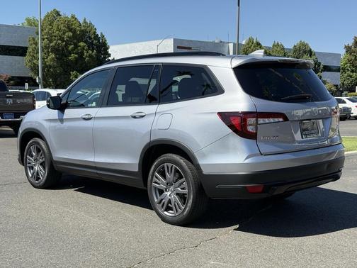 2022 Honda Pilot AWD Sport