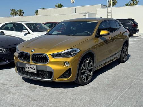 Galvanic Gold Metallic 2018 BMW X2 sDrive28i