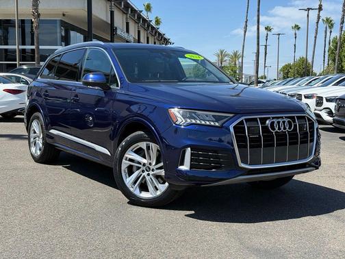 Navarra Blue Metallic 2024 Audi Q7 45 Premium Plus