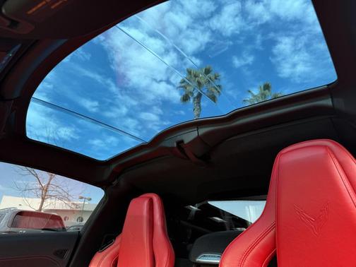 2020 Chevrolet Corvette Stingray w/1LT