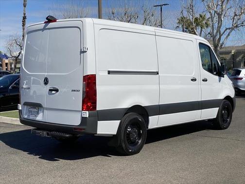 2024 Mercedes-Benz Sprinter 2500 Standard Roof