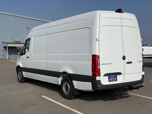 2026 Mercedes-Benz Sprinter 2500 High Roof