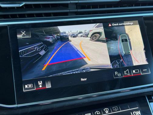 Samurai Gray Metallic 2023 Audi Q7 55 Prestige