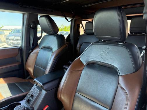 Eruption Green Metallic 2022 Ford Bronco Outer Banks