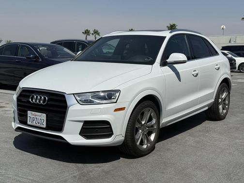 2017 Audi Q3 2.0T Premium Plus