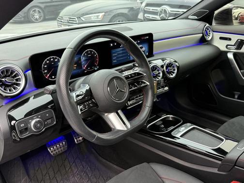 2024 Mercedes-Benz CLA 250 4MATIC