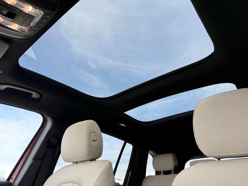 2026 Mercedes-Benz GLB 250 Base