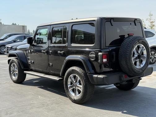 2022 Jeep Wrangler Unlimited Sahara