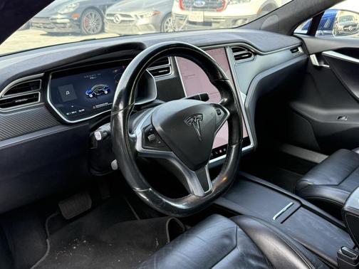 2017 Tesla Model S 75D