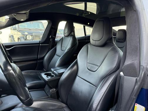 2017 Tesla Model S 75D