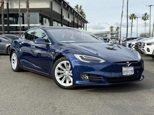 2017 Tesla Model S 75D