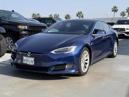 2017 Tesla Model S 75D