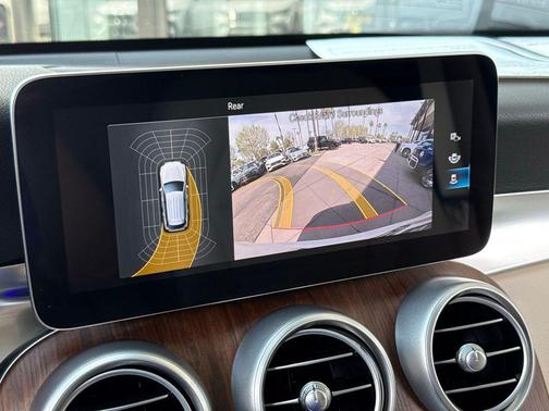 Polar White 2022 Mercedes-Benz GLC 300 Base