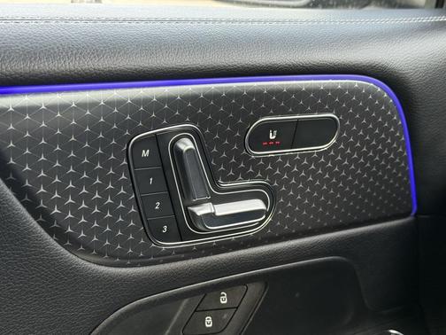 2025 Mercedes-Benz GLB 250 4MATIC