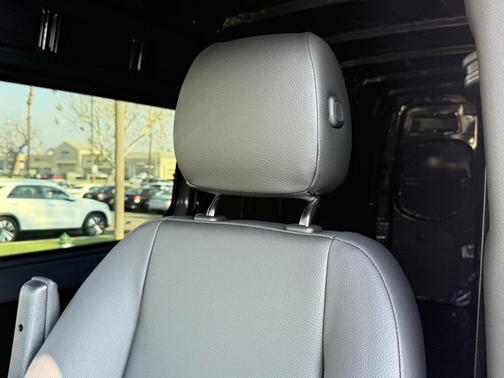 2026 Mercedes-Benz Sprinter 2500 High Roof