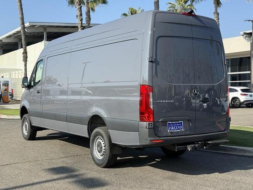 2026 Mercedes-Benz Sprinter 2500 High Roof