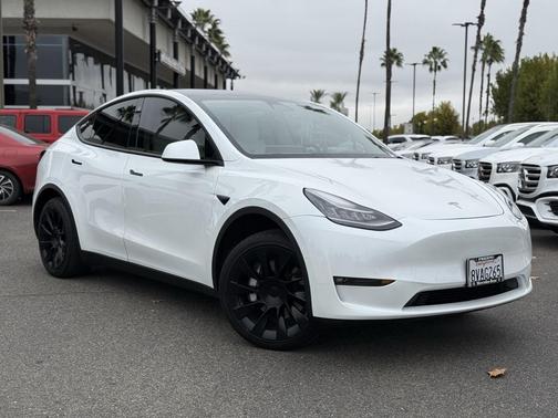2021 Tesla Model Y Standard Range Rear-Wheel Drive