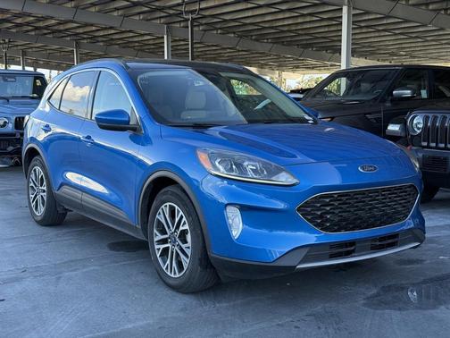 2020 Ford Escape SEL