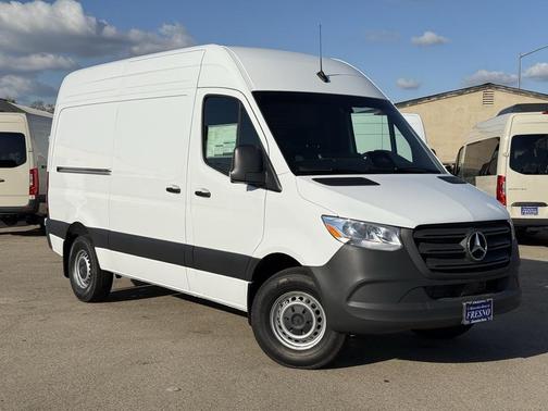 2026 Mercedes-Benz Sprinter 2500 Standard Roof