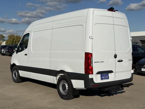 2026 Mercedes-Benz Sprinter 2500 Standard Roof
