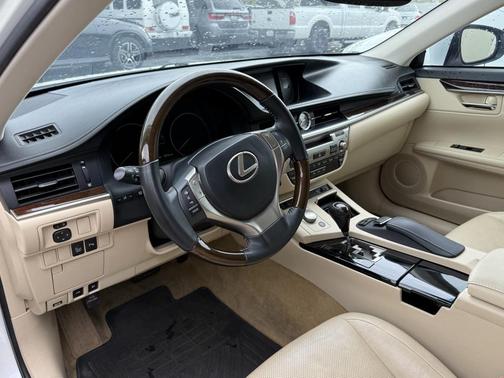 2014 Lexus ES 350 Base