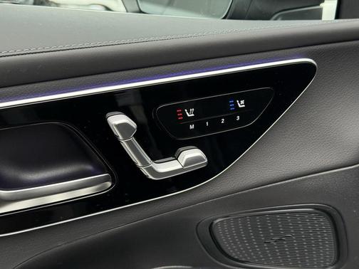 2026 Mercedes-Benz GLC 300 Base