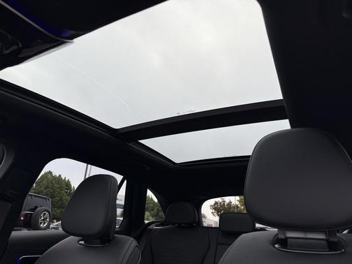 2026 Mercedes-Benz GLC 300 Base