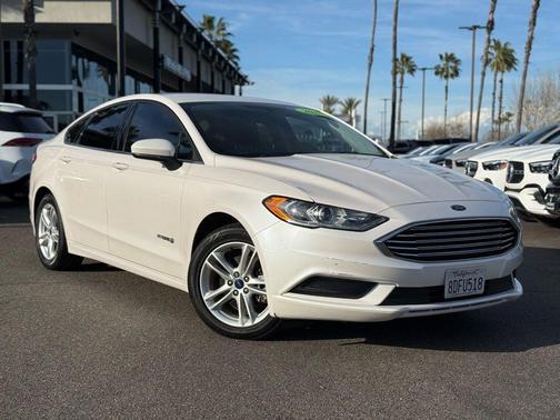 2018 Ford Fusion Hybrid SE