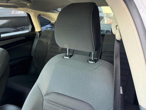 2018 Ford Fusion Hybrid SE