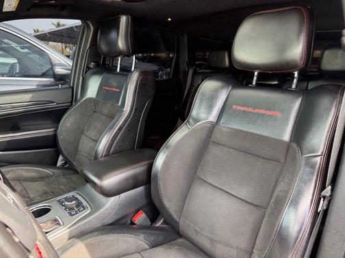 Bright White Clearcoat 2020 Jeep Grand Cherokee Trailhawk