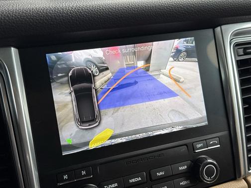 2018 Porsche Macan Sport Edition