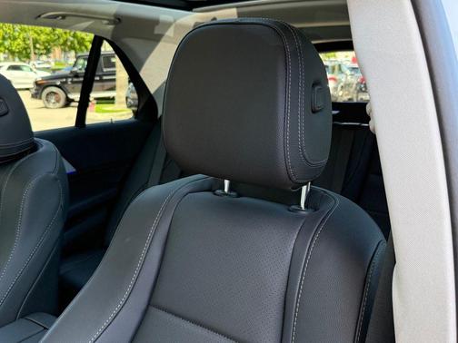 MANUFAKTUR Alpine Grey 2026 Mercedes-Benz GLE 450 4MATIC