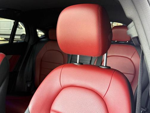 2021 Mercedes-Benz GLC 300 4MATIC Coupe