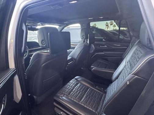 2021 Cadillac Escalade Sport Platinum