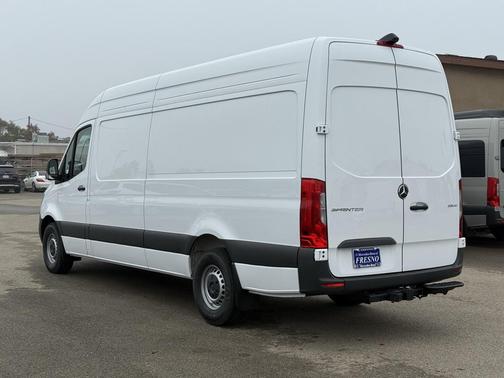 2026 Mercedes-Benz Sprinter 2500 High Roof