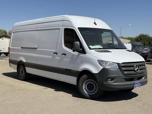 2025 Mercedes-Benz Sprinter 2500 High Roof