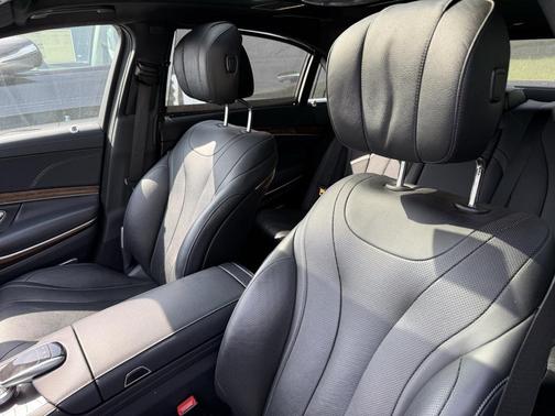 2015 Mercedes-Benz S-Class S 550