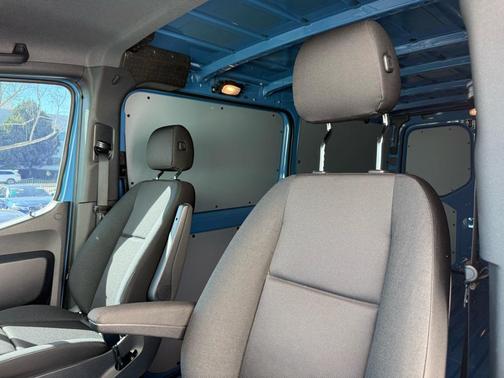 2024 Mercedes-Benz Sprinter 2500 Standard Roof